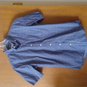 Old Navy short sleeved button down shirt